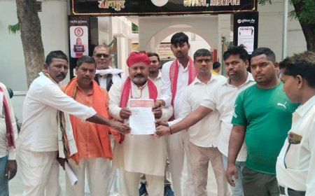 जौनपुर में निषाद पार्टी ने गोमती नदी की नीलामी का किया विरोध, जिलाधिकारी को दिया ज्ञापन