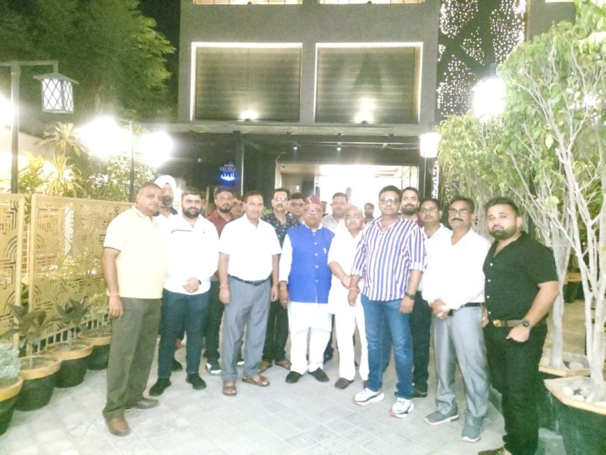 लखनऊ सीमेंट डीलर्स एसोसिएशन की पदाधिकारियों की बैठक