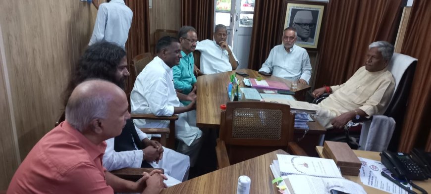 राज्यसभा सांसद डॉक्टर अशोक बाजपेई से की मुलाकात