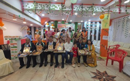 वैश्य समाज सेवा उत्तर प्रदेश एवं हिंदू महिला सेवा समिति के संयुक्त तत्वावधान में 79वें स्वतंत्रता दिवस के शुभ अवसर को बहुत ही धूमधाम से मनाया गया