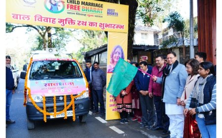 मुख्यमंत्री पुष्कर सिंह धामी ने देहरादून में बाल विवाह मुक्ति रथ को किया फ्लैग ऑफ