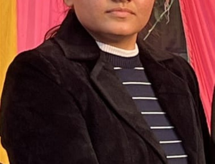 गदरपुर की तनिशा चावला ने निबंध प्रतियोगिता में राज्य में दूसरी व देश में 13वीं रैंक की हासिल