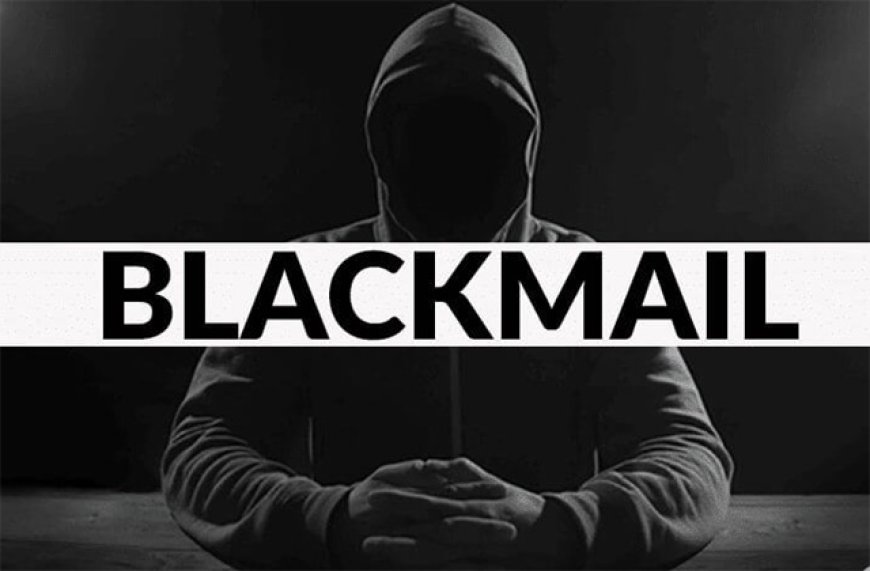 पत्रकारिता की आड में ब्लैकमेलिंग का धंधा